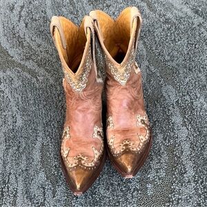 Old gringo cowboy boots !